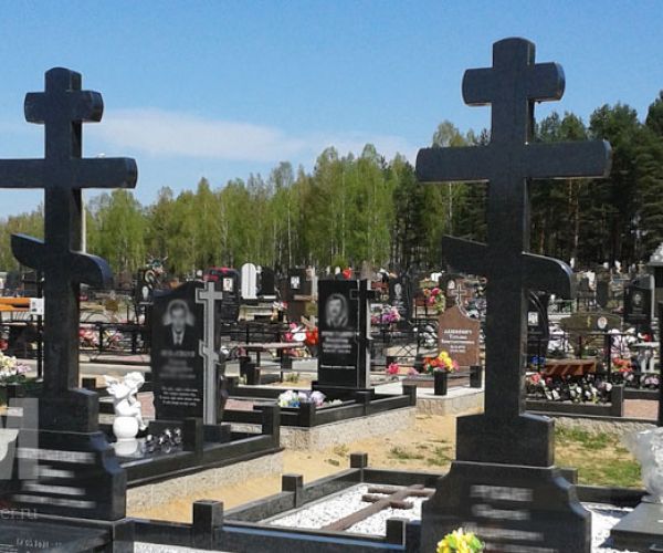 Какой крест на могилу выбрать